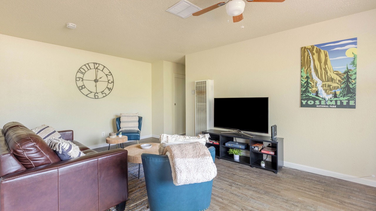 Photo of Livingroom in Raisin
