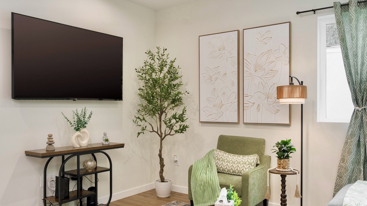 Photo of Livingroom in Elysian Heights