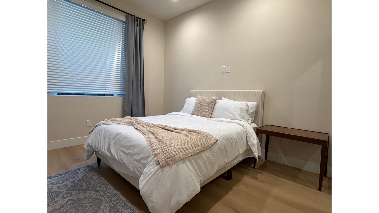 Photo of Bedroom in Mountain View
