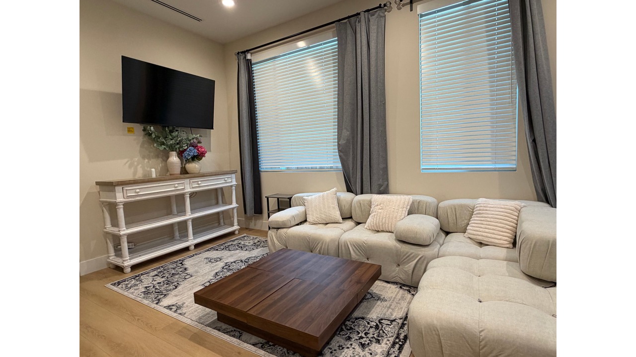 Photo of Livingroom in Mountain View