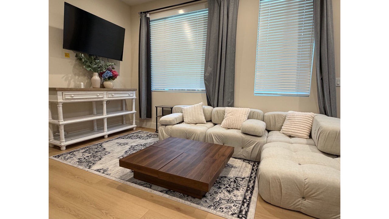 Photo of Livingroom in Mountain View