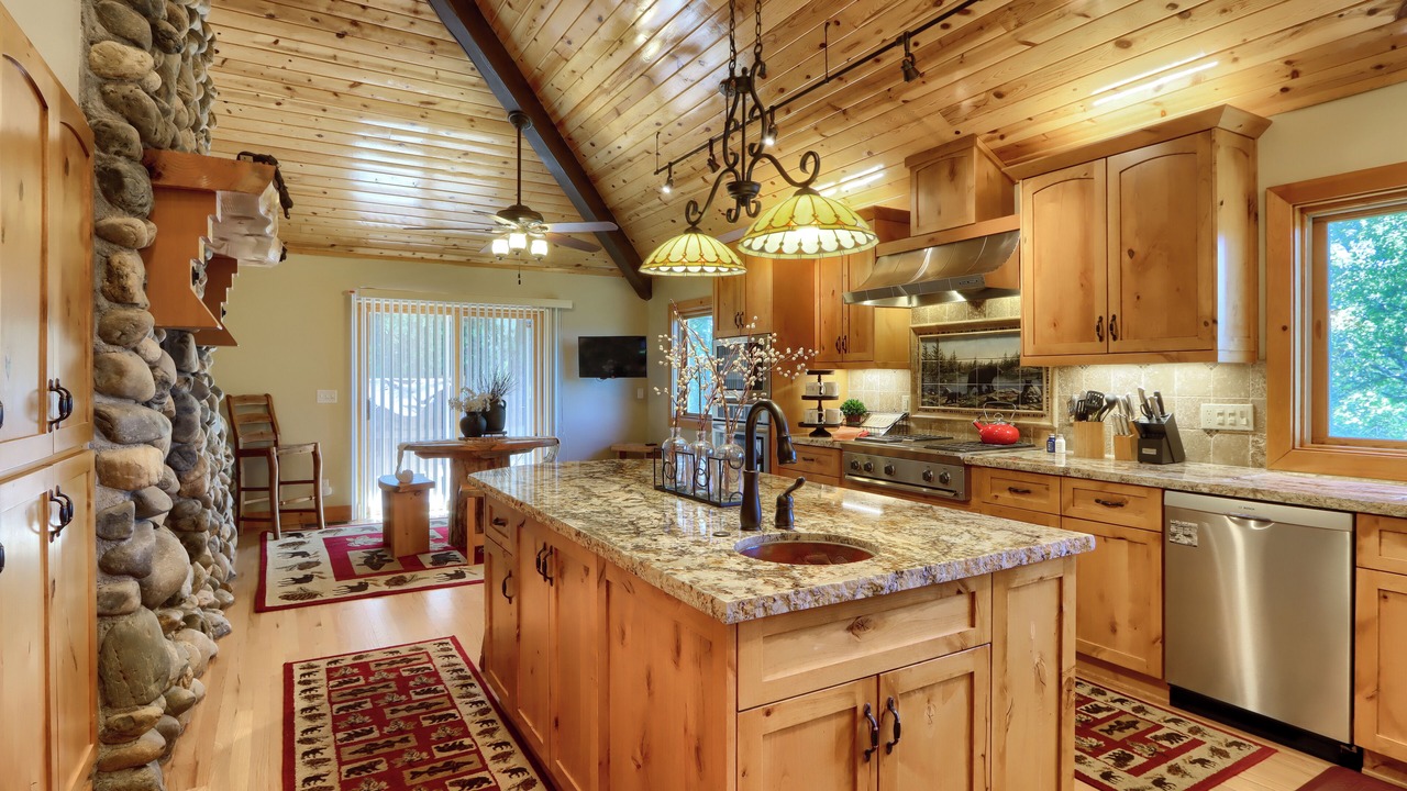 Photo of Kitchen in Bass Lake