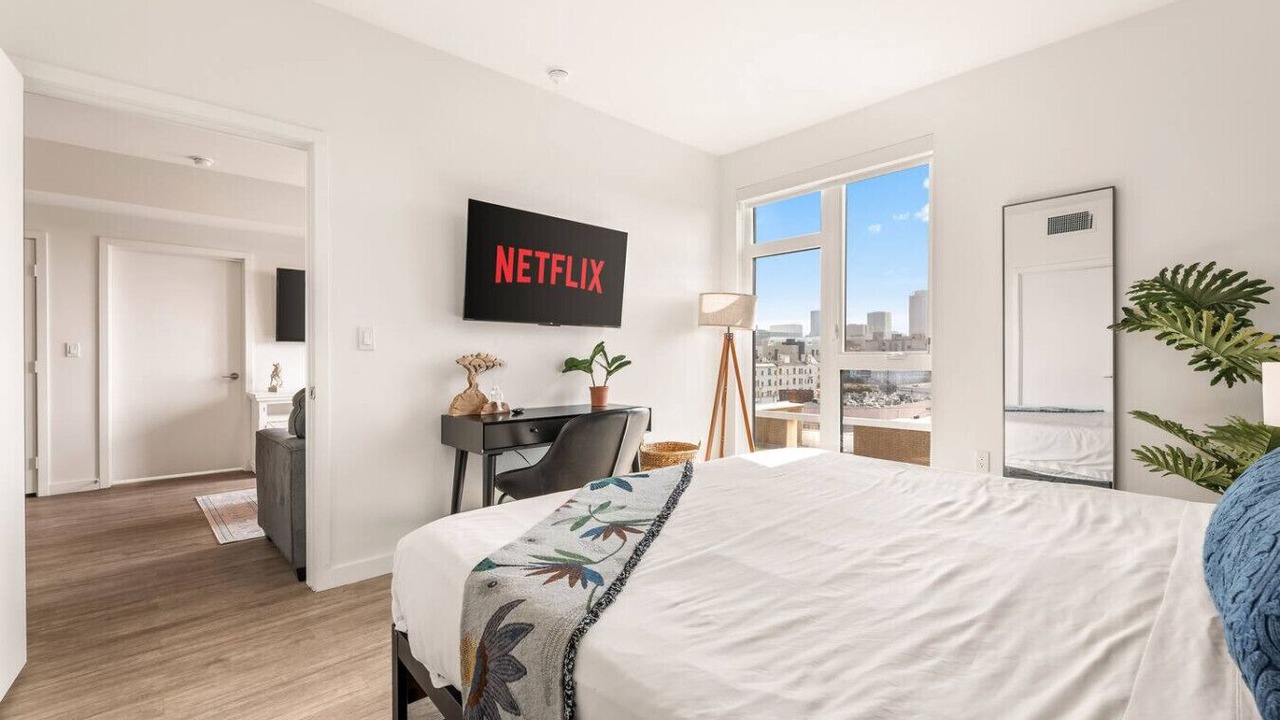 Photo of Bedroom in Koreatown