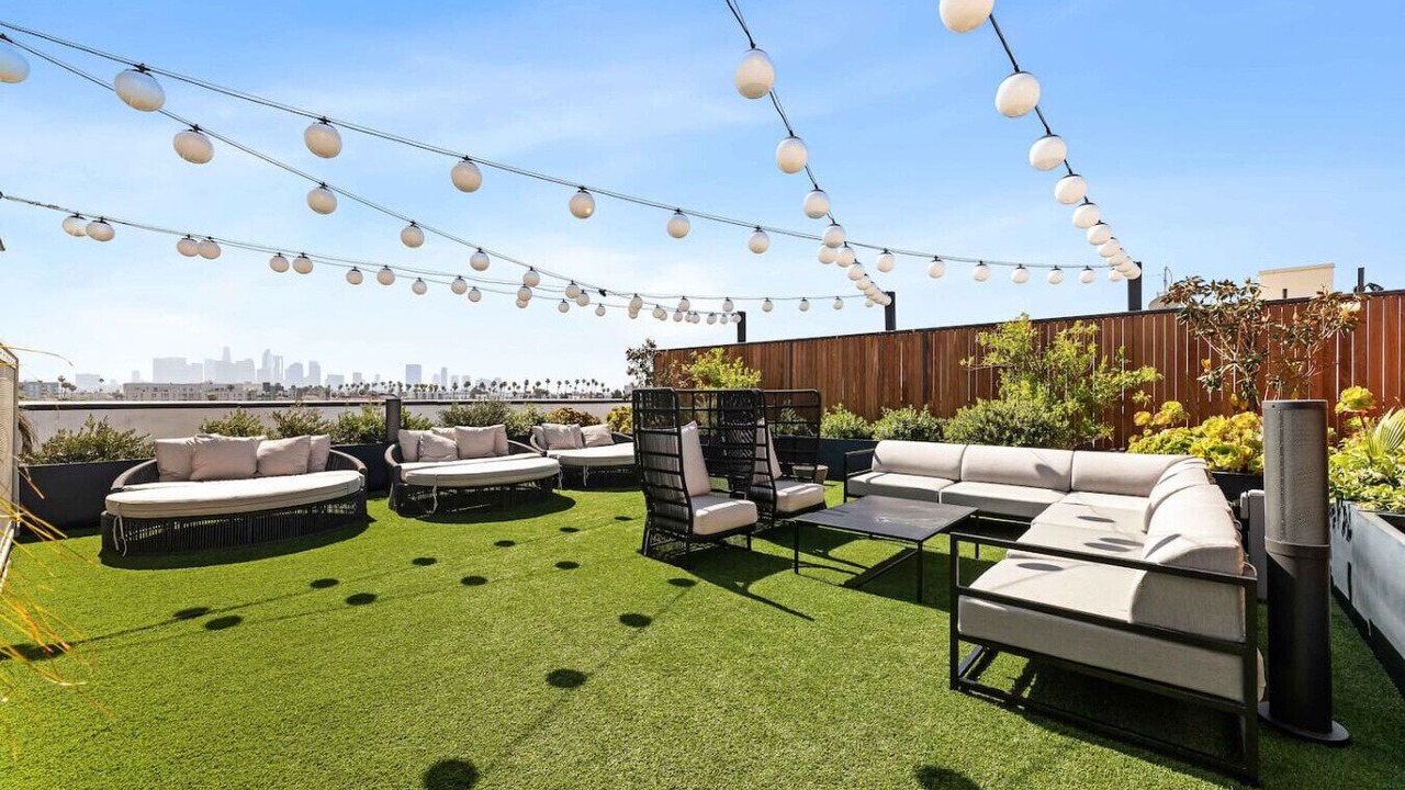 Photo of Patio Balcony in Koreatown