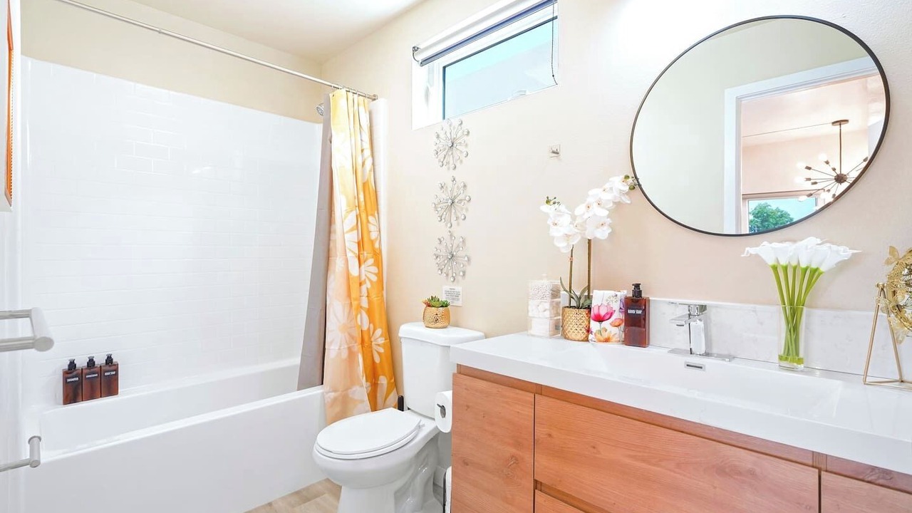 Photo of Bathroom in North Hills East
