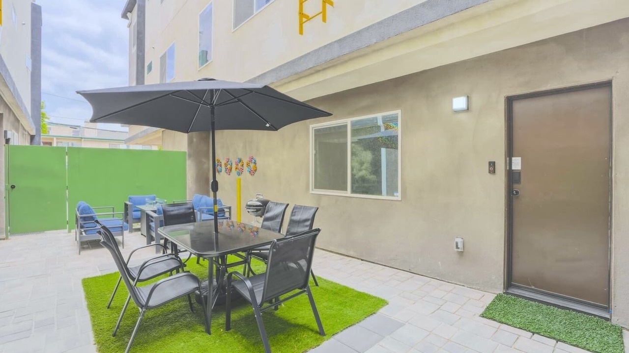 Photo of Outdoor in North Hills East