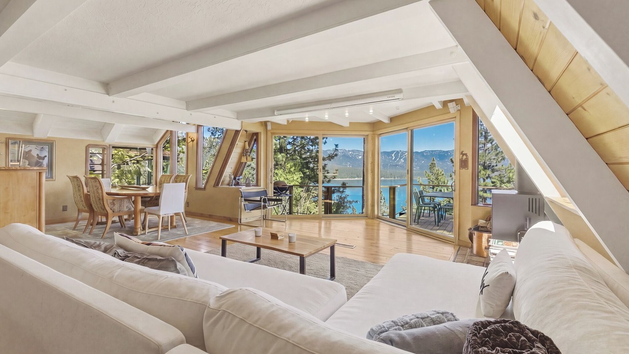 Photo of Livingroom in Crystal Bay