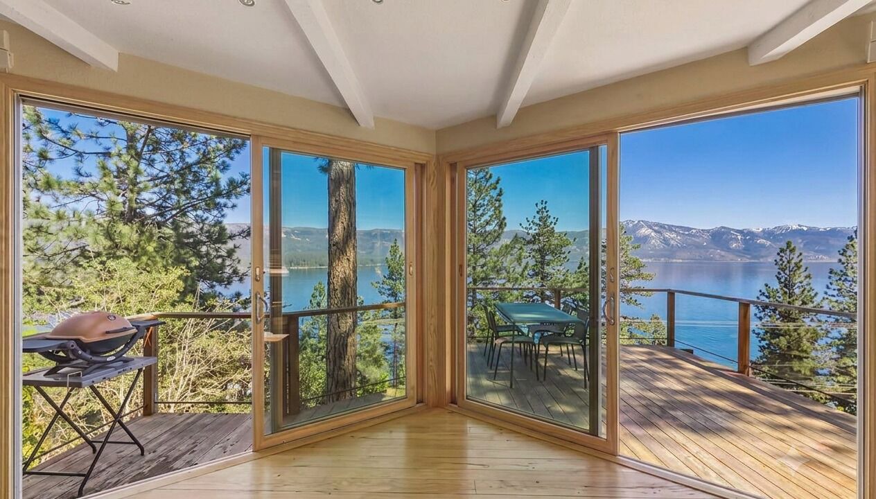 Photo of Patio Balcony in Crystal Bay