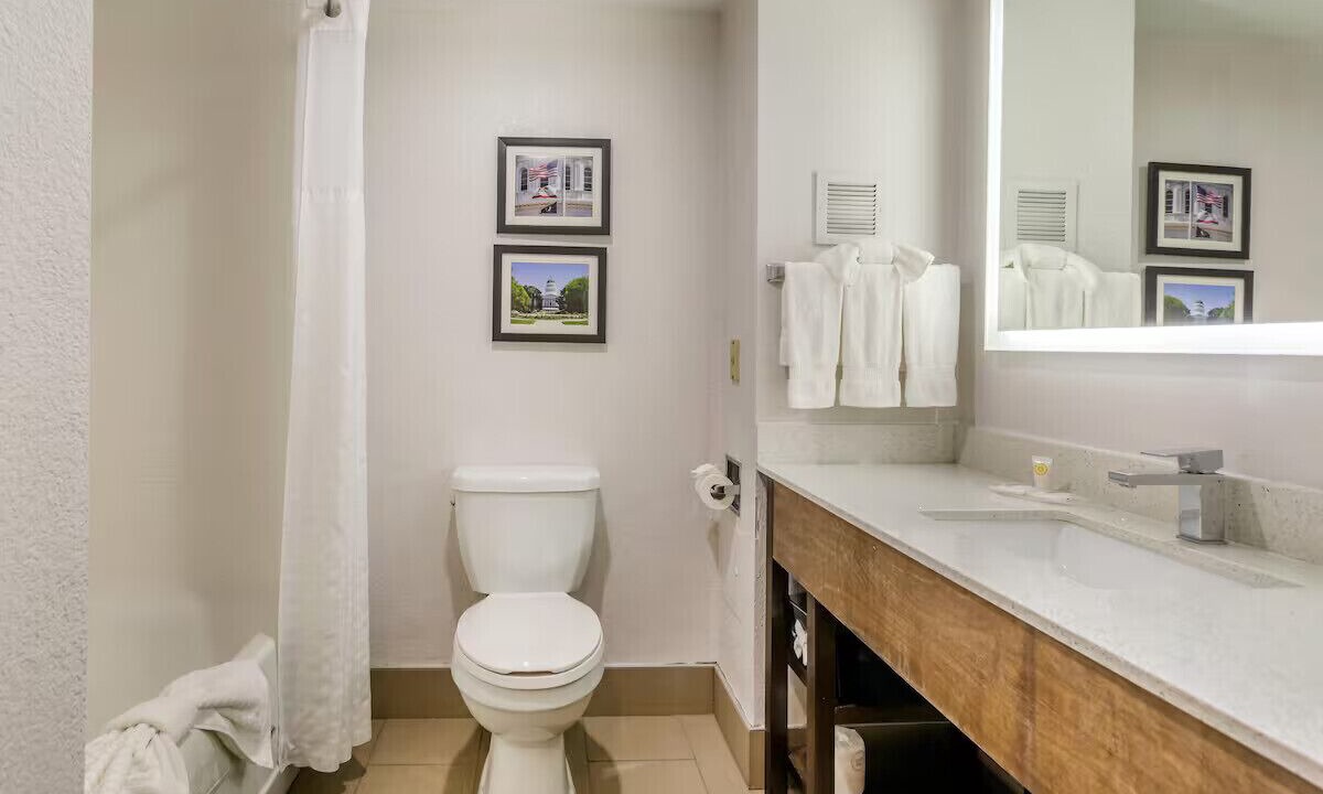 Photo of Bathroom in Downtown Sacramento