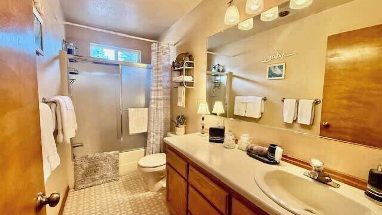 Photo of Bathroom in Hamilton Branch