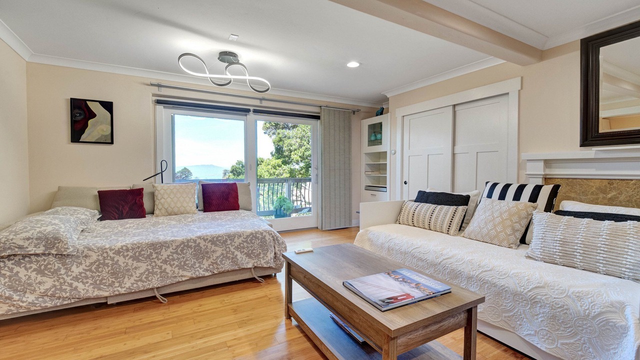 Photo of Bedroom in Thousand Oaks