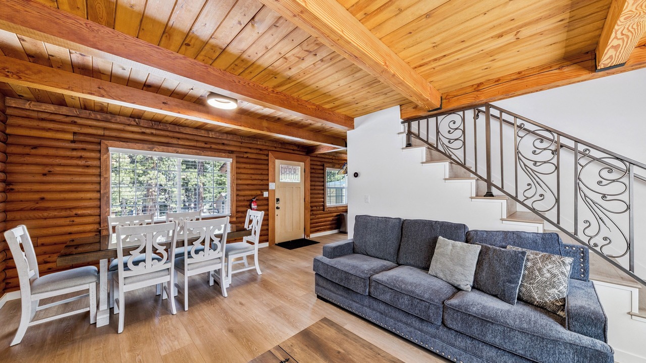 Photo of Bedroom in Tahoe Valley