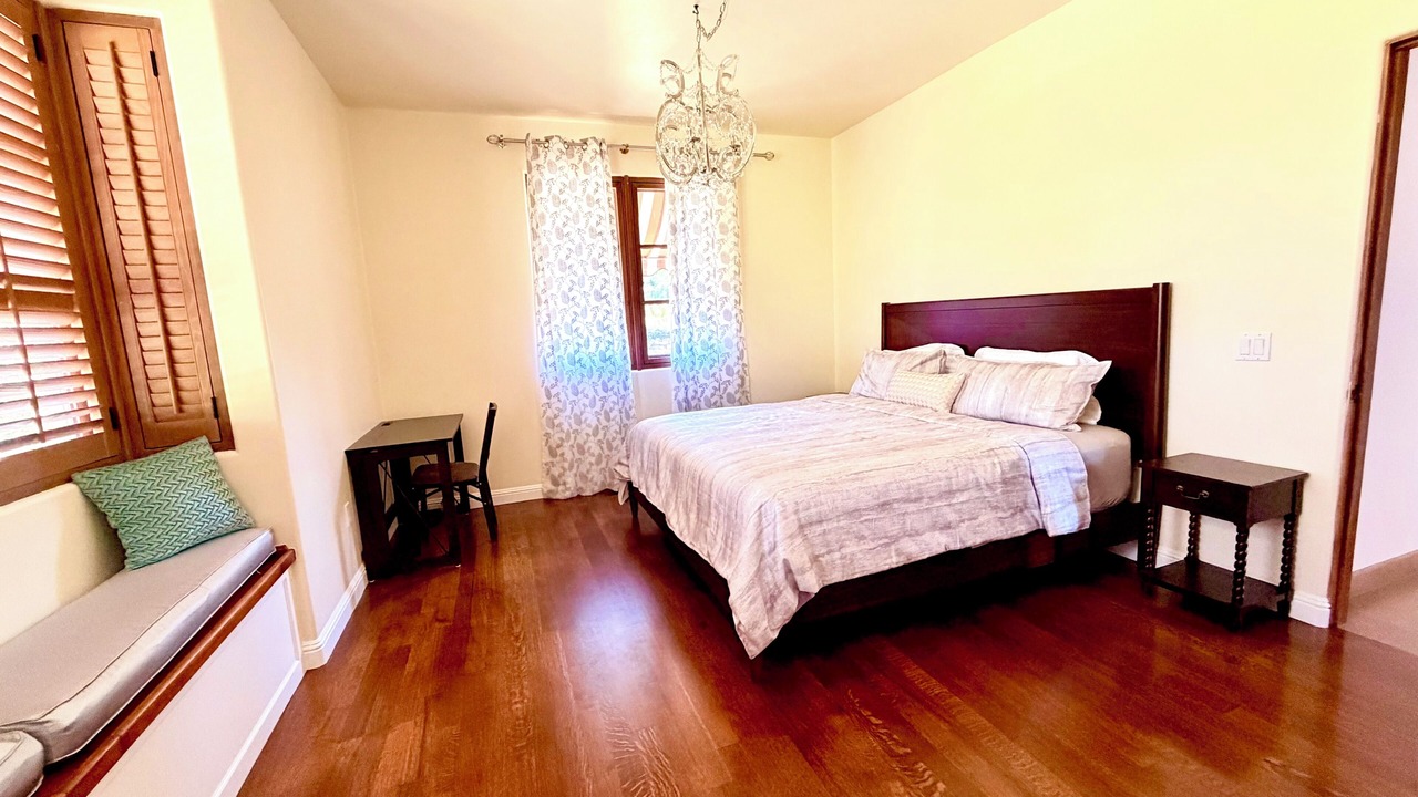 Photo of Bedroom in Los Gatos