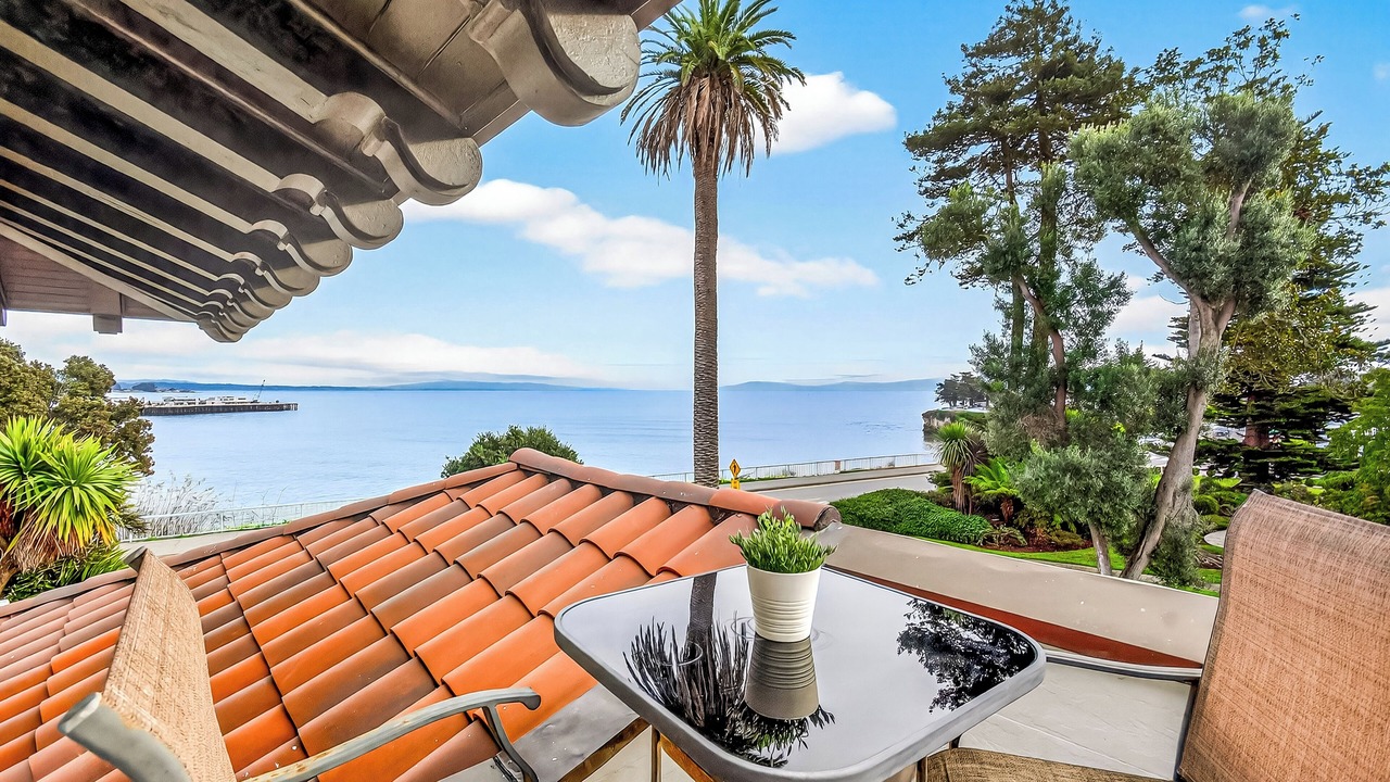 Photo of Patio Balcony in Westside Santa Cruz