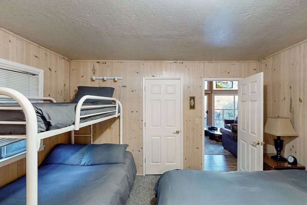 Photo of Bedroom in Guerneville
