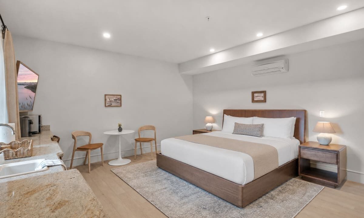 Photo of Bedroom in Eastside Santa Cruz