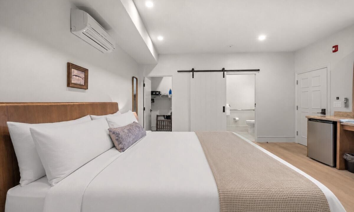 Photo of Bedroom in Eastside Santa Cruz
