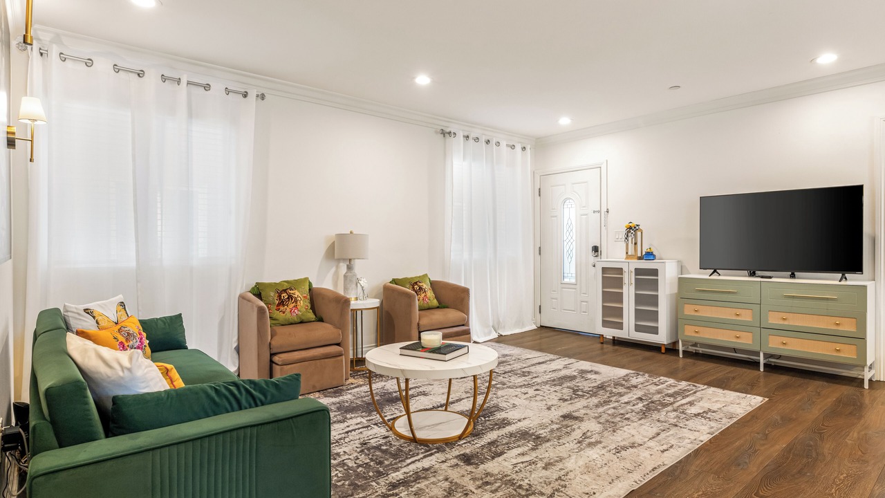 Photo of Livingroom in Los Angeles