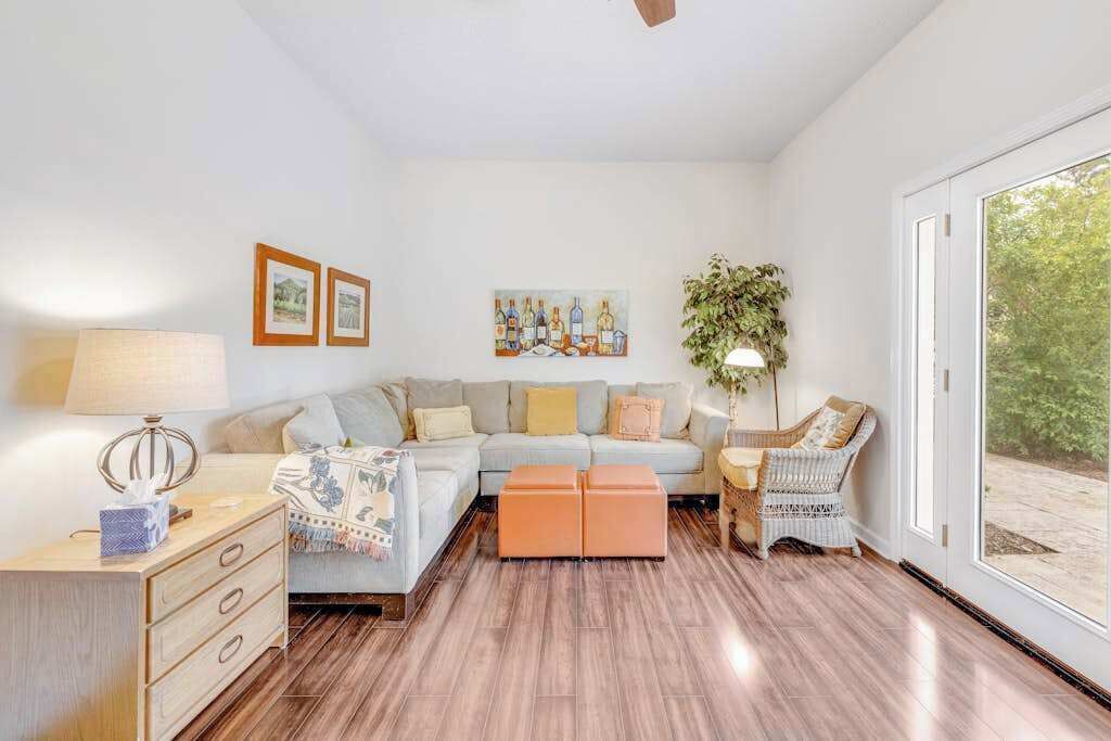 Photo of Bedroom in Kenwood