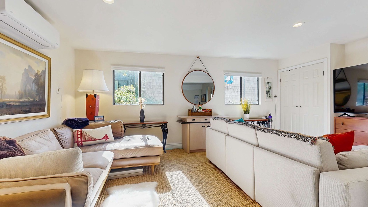 Photo of Livingroom in Bodega Bay