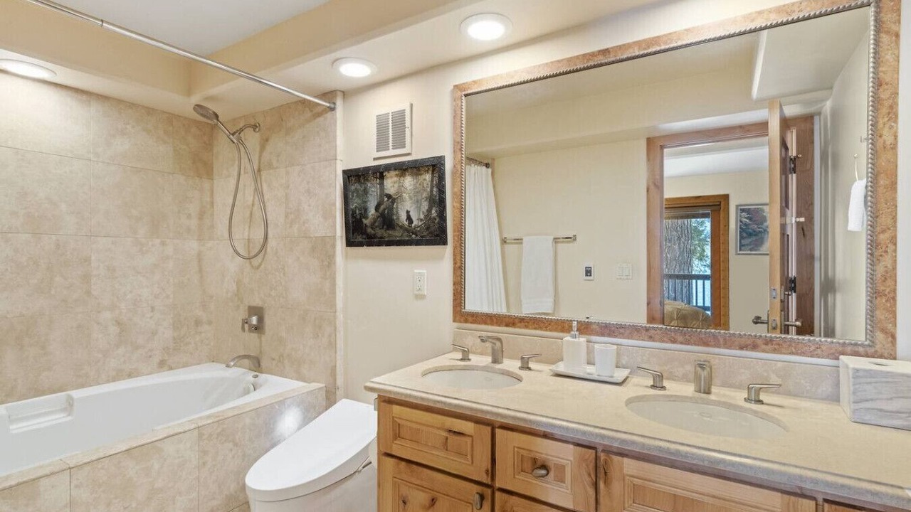Photo of Bathroom in Crystal Bay