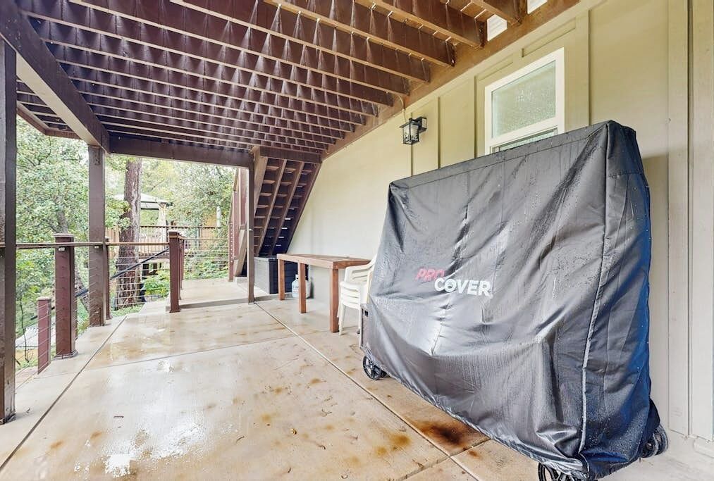Photo of Patio Balcony in Bass Lake