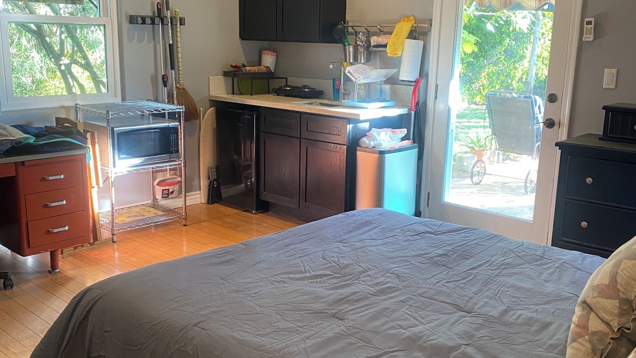 Photo of Bedroom in Valley Glen