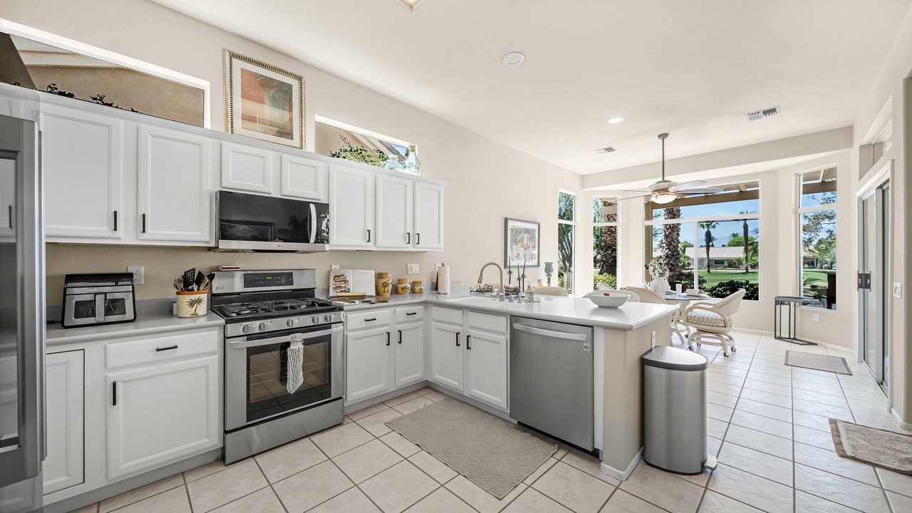Photo of Kitchen in Desert Palms