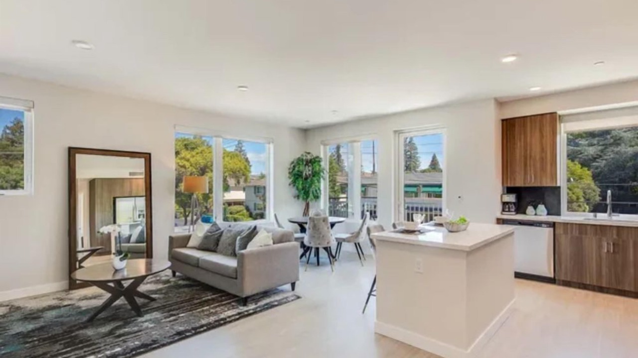 Photo of Livingroom in Menlo Park