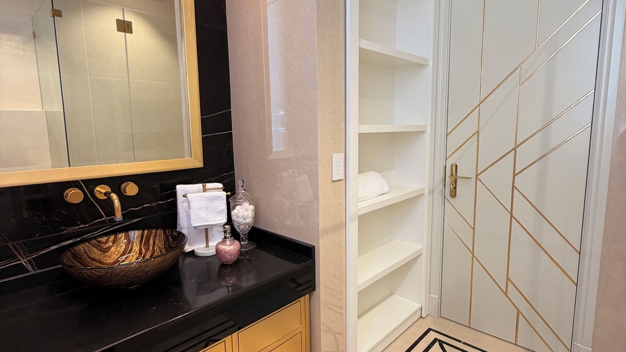 Photo of Bathroom in West of the Alameda