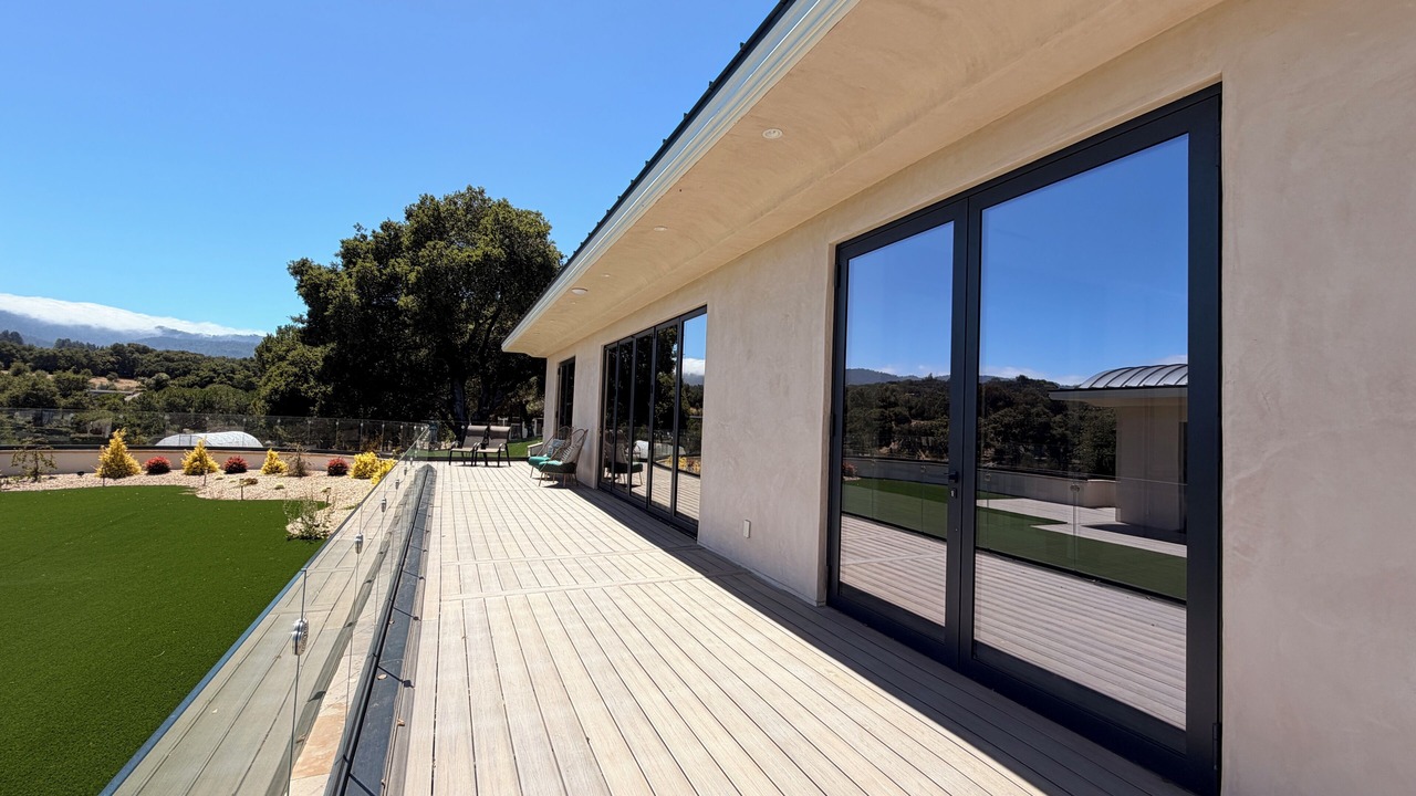 Photo of Patio Balcony in West of the Alameda