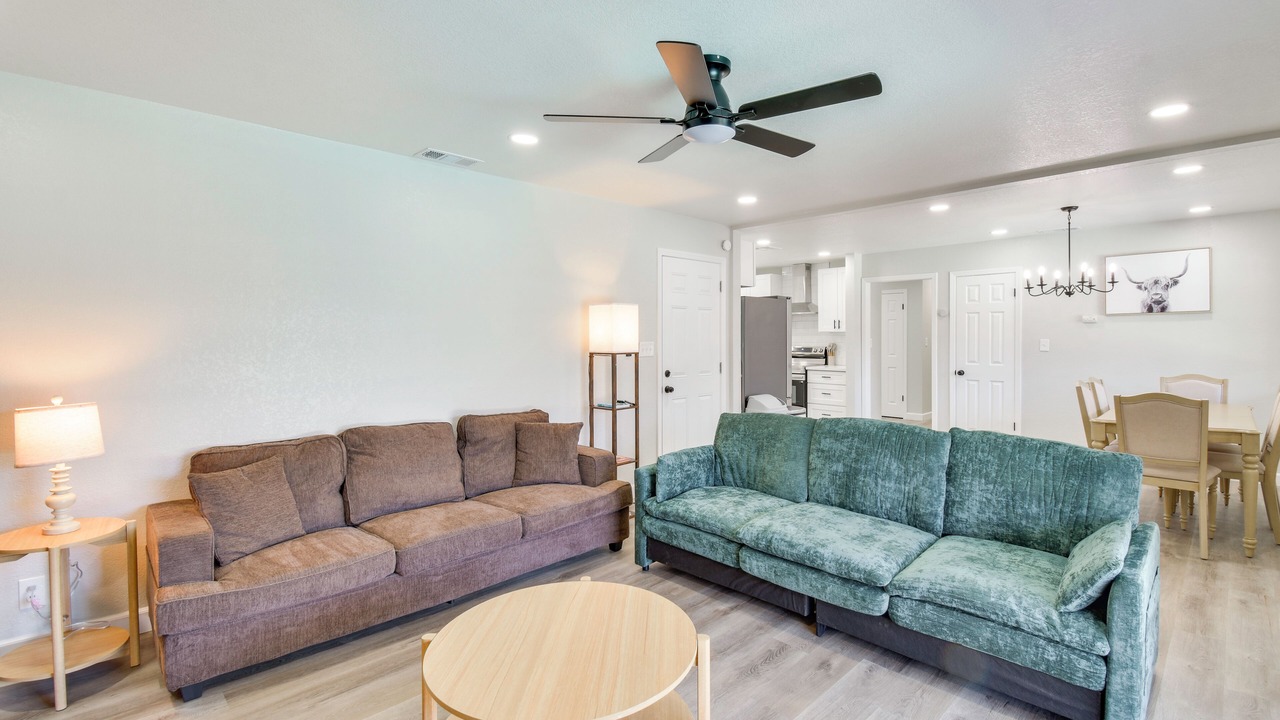 Photo of Bedroom in Raisin