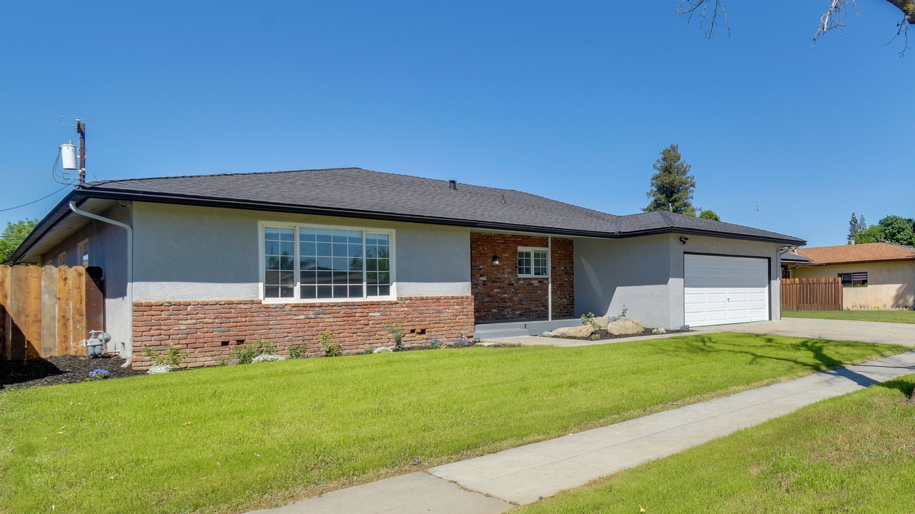 Photo of Outdoor in Raisin