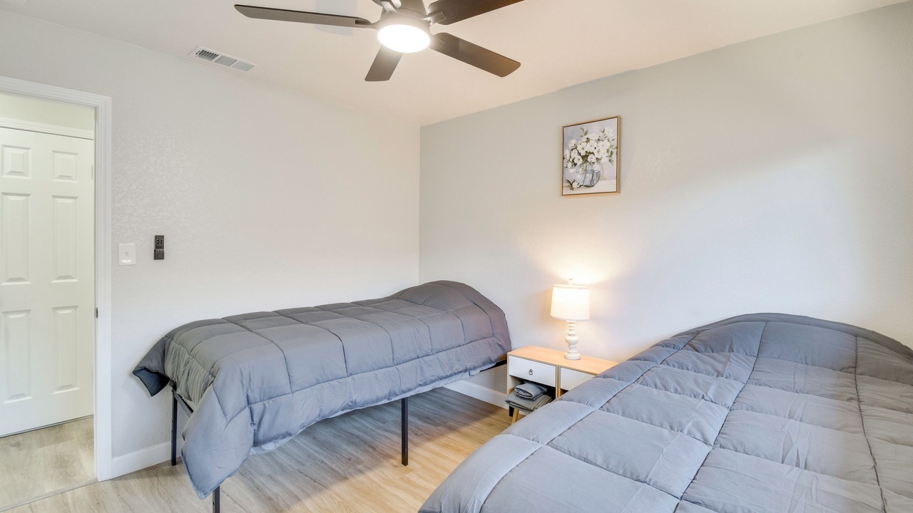 Photo of Bedroom in Raisin