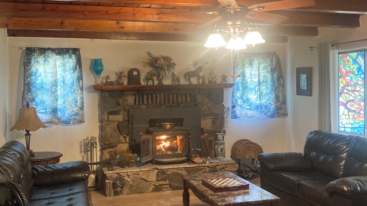 Photo of Livingroom in North Fork