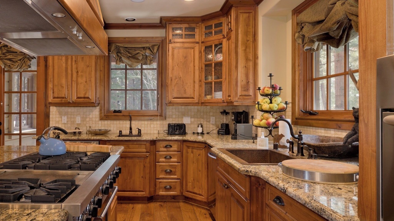 Photo of Kitchen in Mammoth Lakes