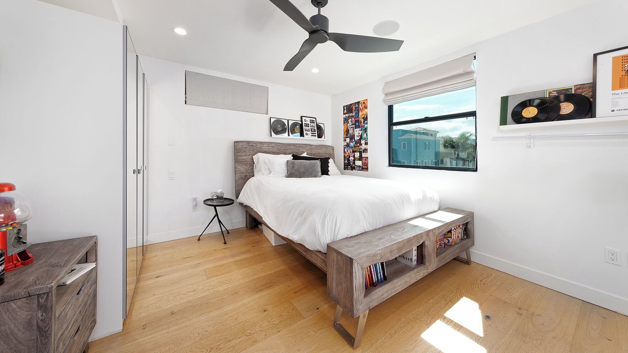 Photo of Bedroom in Marina Peninsula