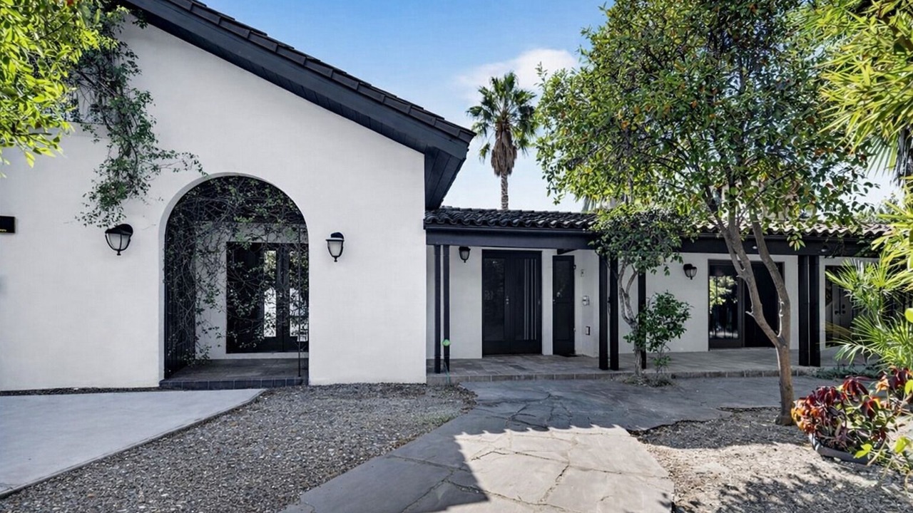 Photo of Outdoor in Van Nuys