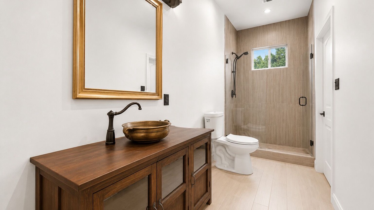 Photo of Bathroom in Van Nuys