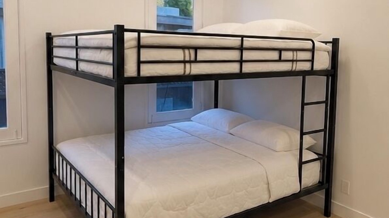 Photo of Bedroom in Van Nuys