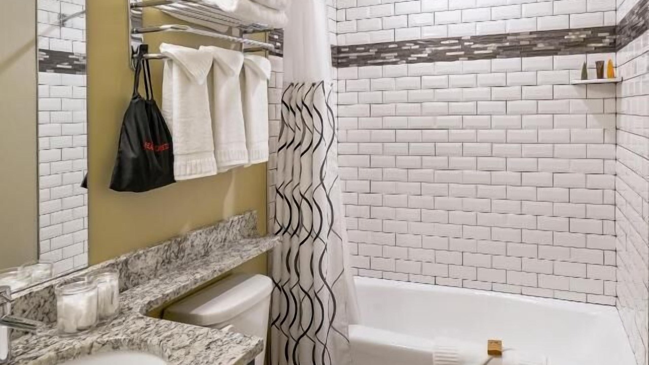 Photo of Bathroom in Fish Camp