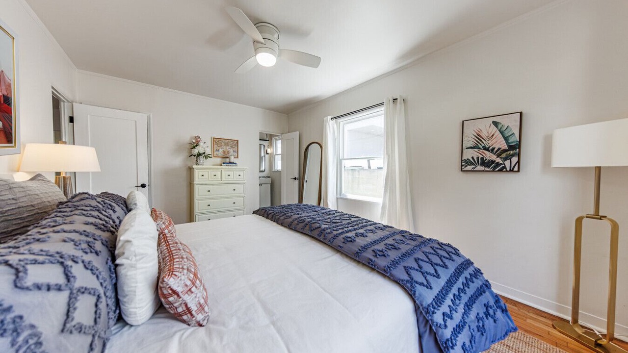 Photo of Bedroom in Carlson Park