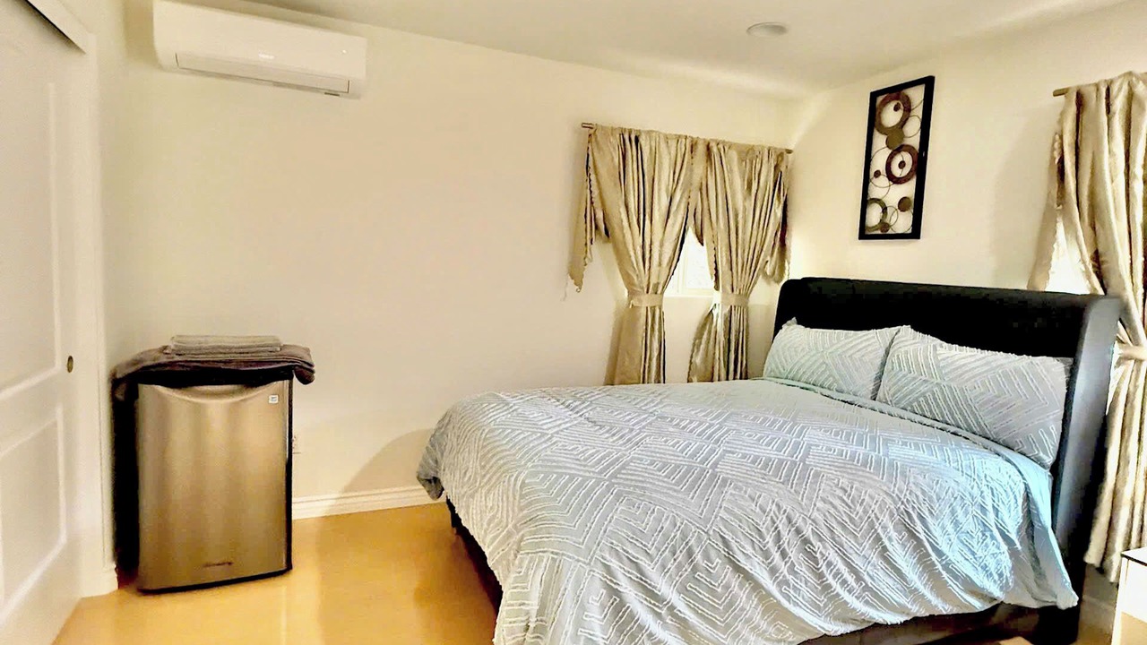 Photo of Bedroom in Monterey Park