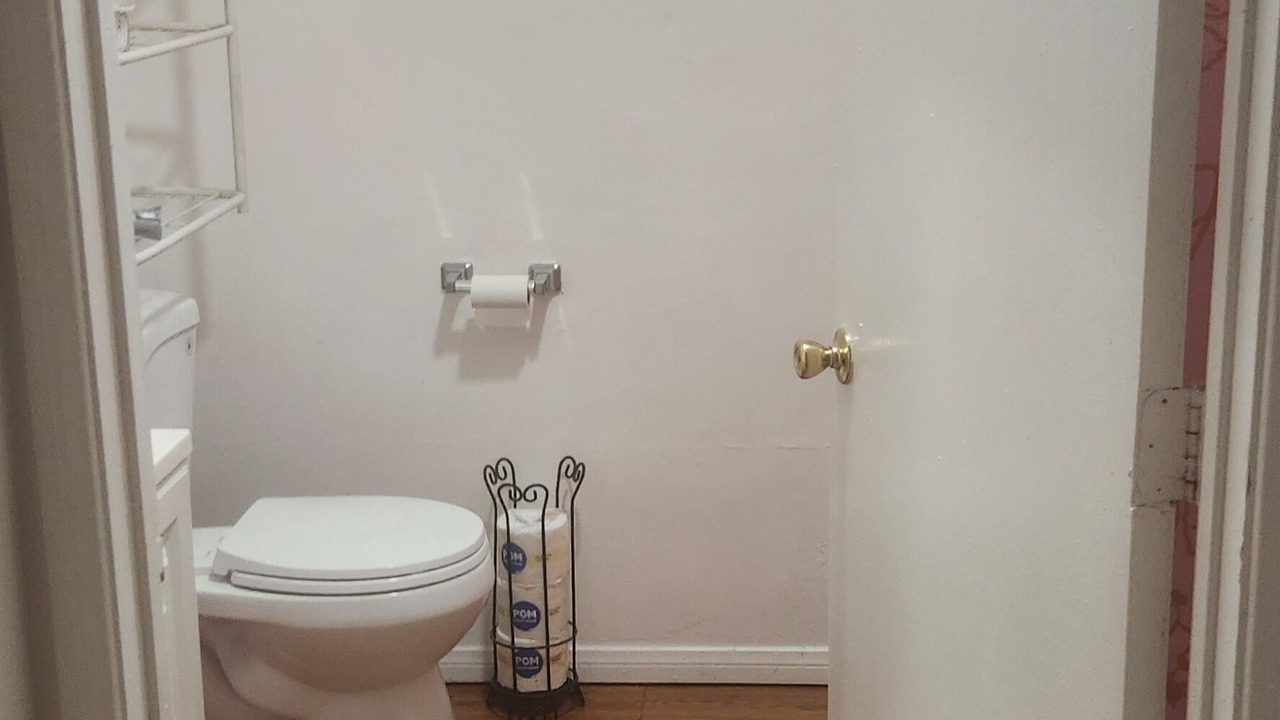 Photo of Bathroom in Los Angeles