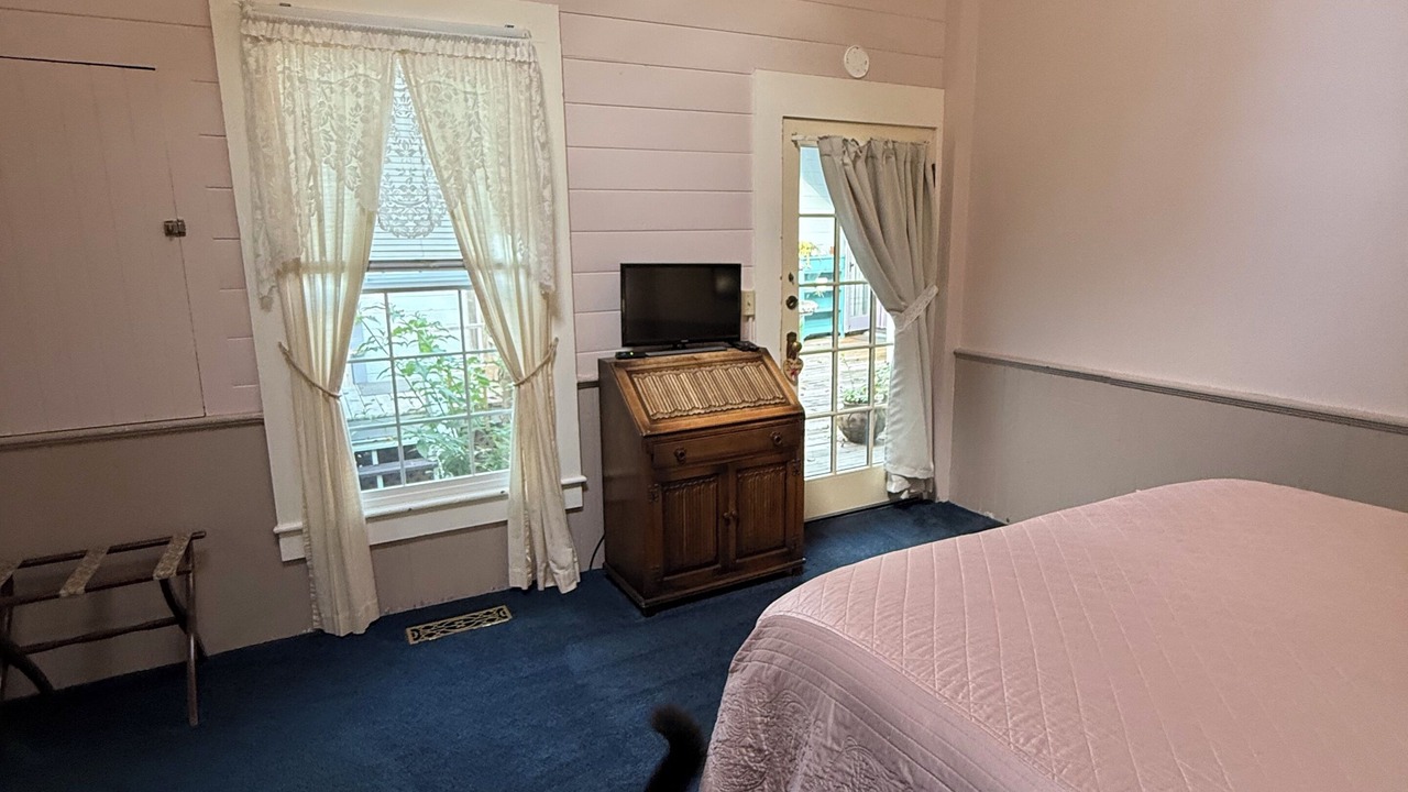 Photo of Bedroom in Ferndale