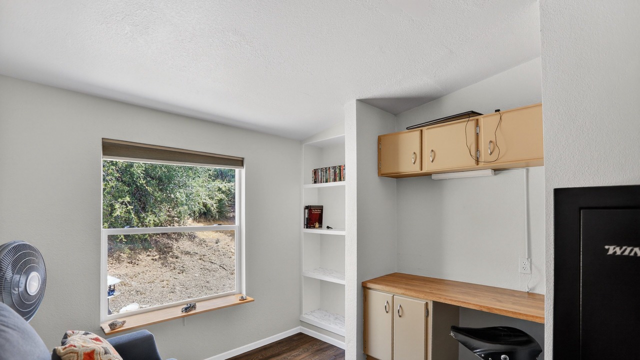 Photo of Bedroom in Tehachapi