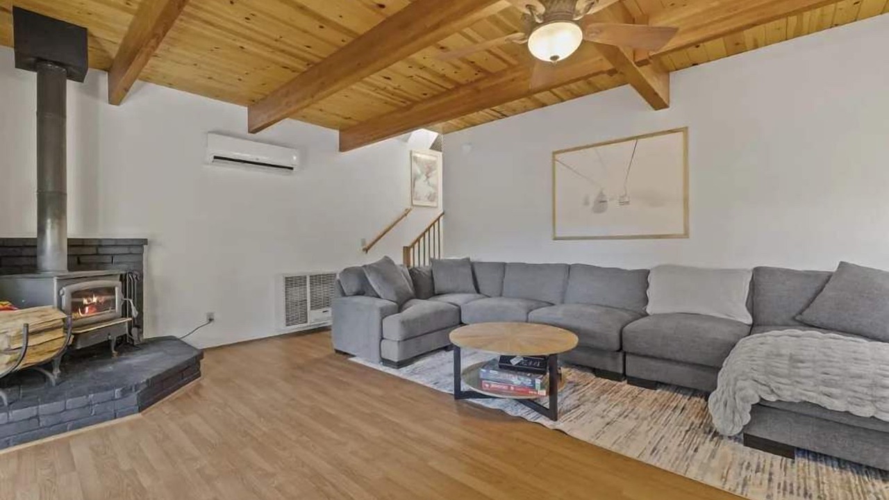 Photo of Livingroom in Mi-Wuk Village
