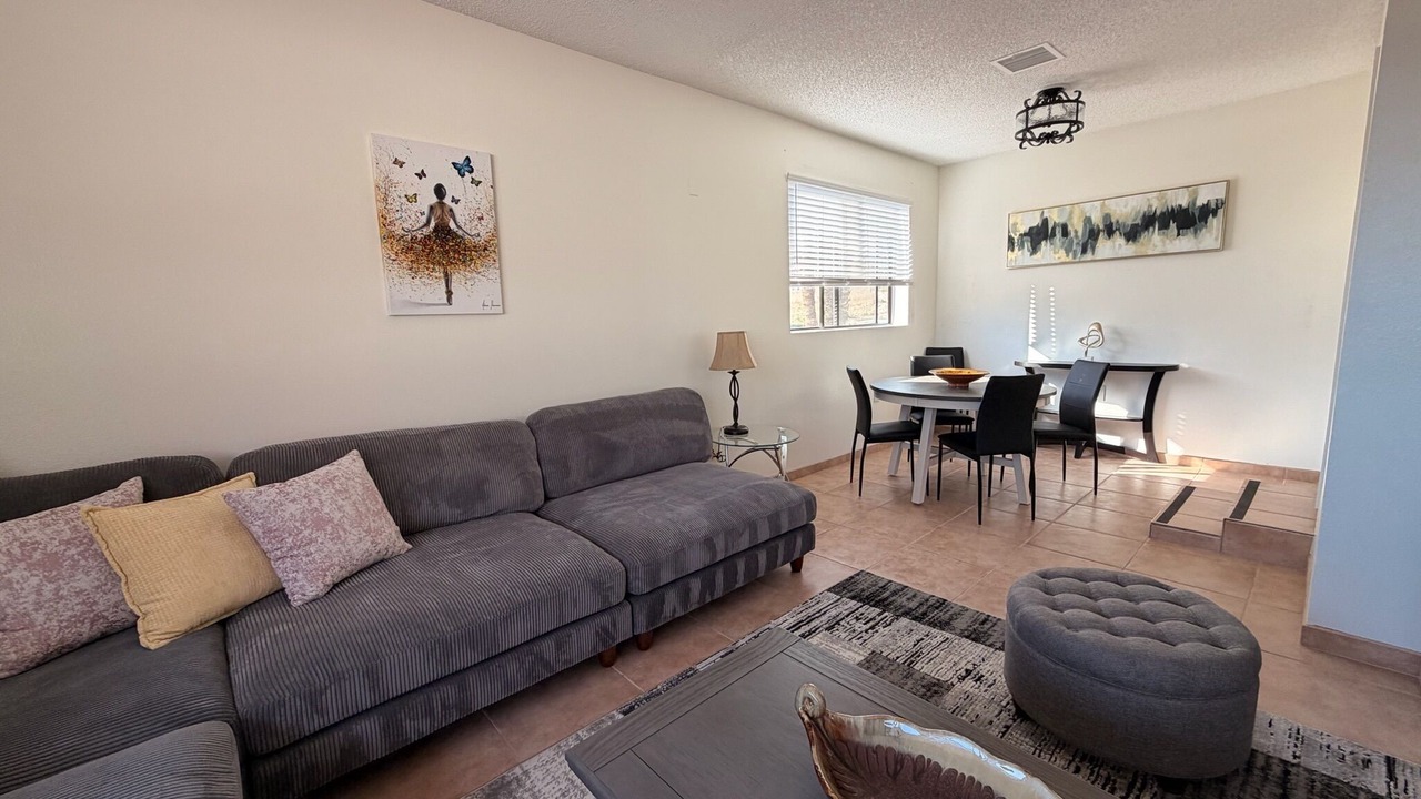 Photo of Livingroom in Desert Hot Springs