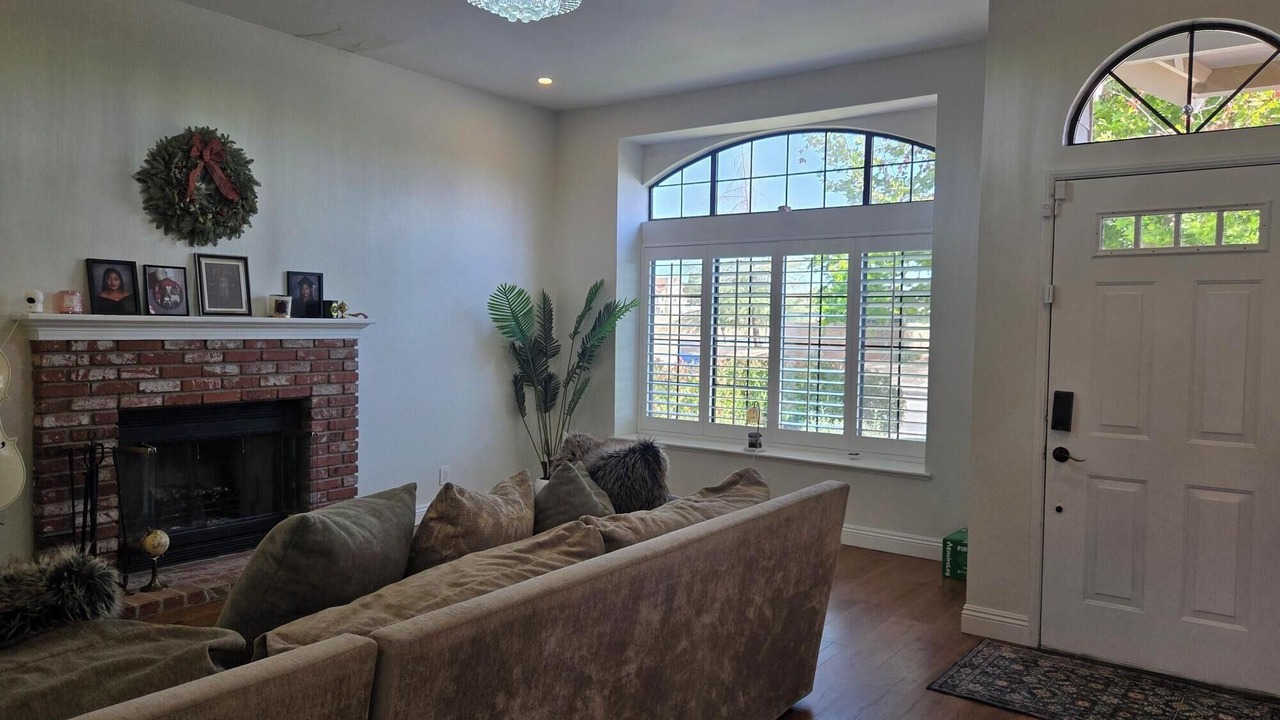 Photo of Livingroom in Lancaster