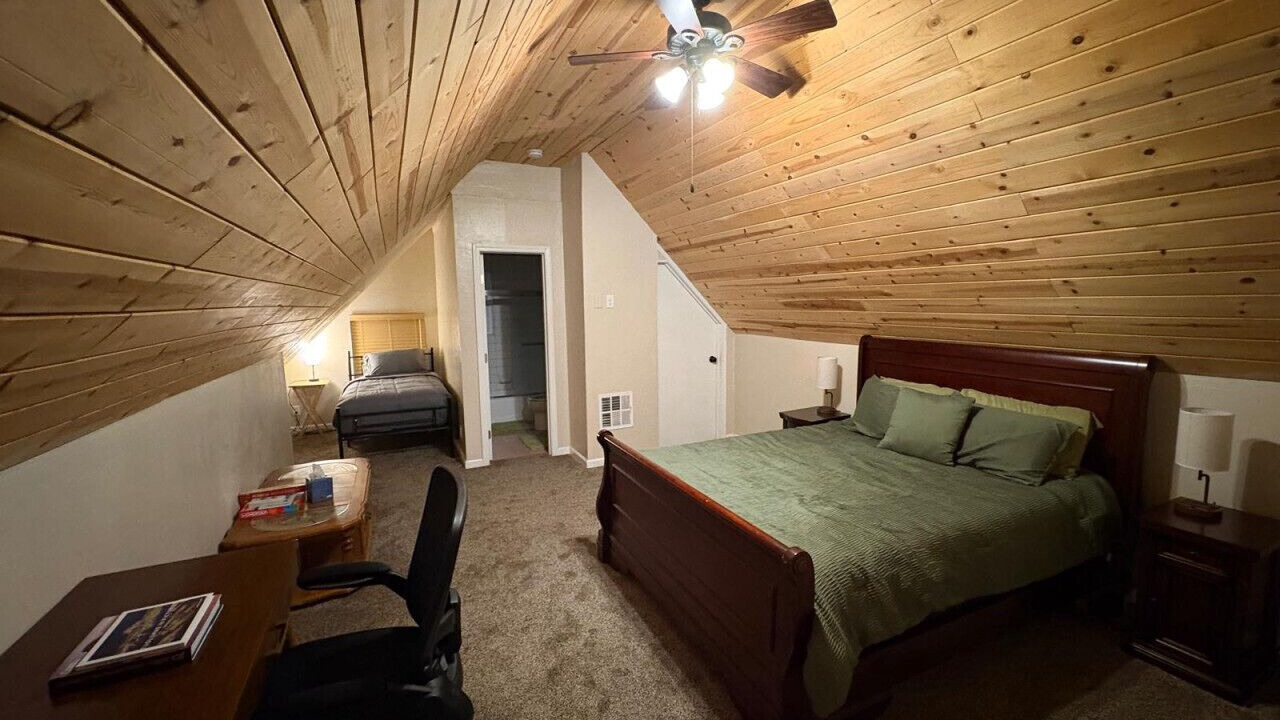 Photo of Bedroom in Yosemite West